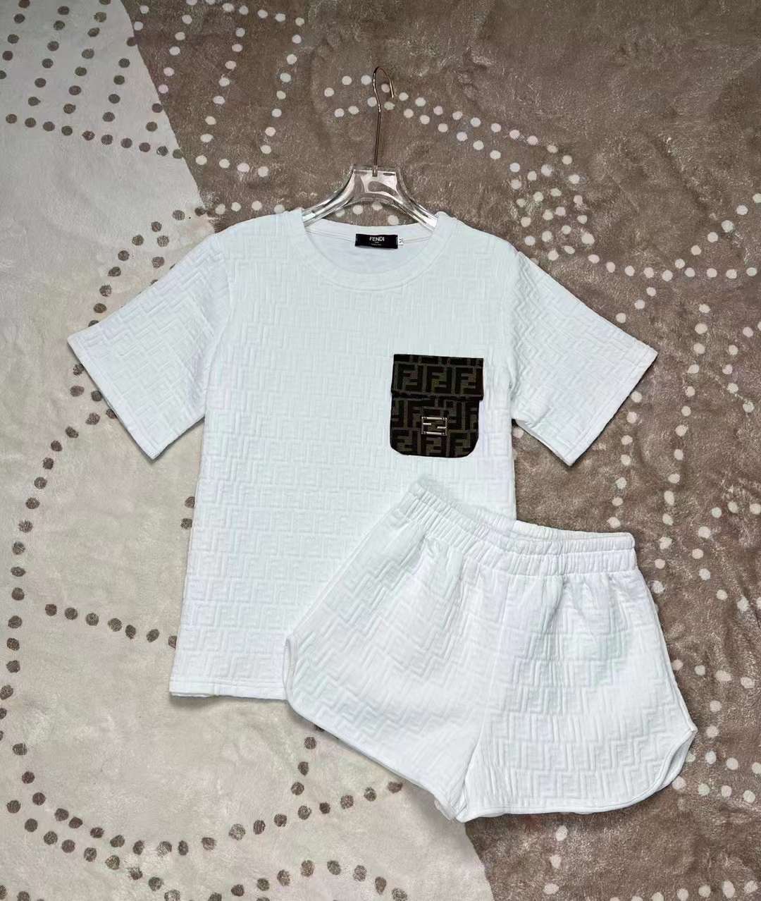 FF SHORTS WITH T-SHIRT